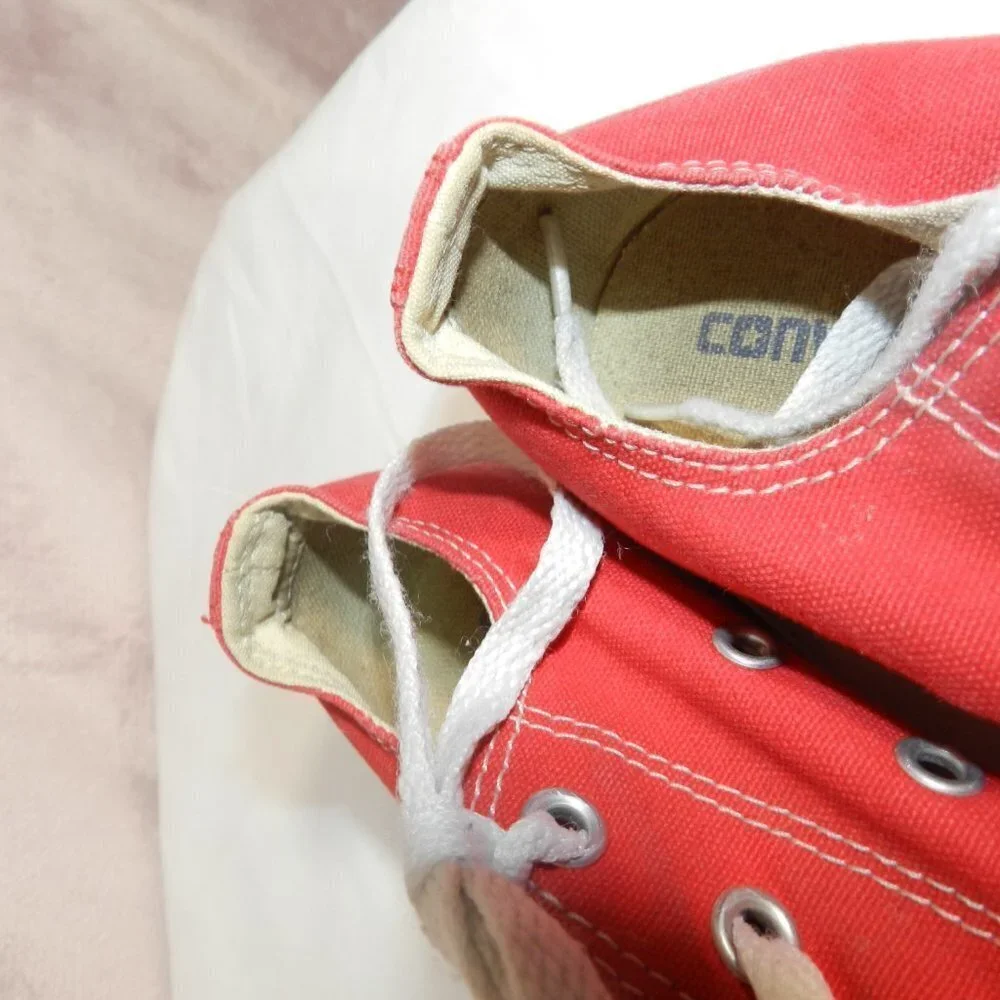 Kids Distressed Red Converse Size 3